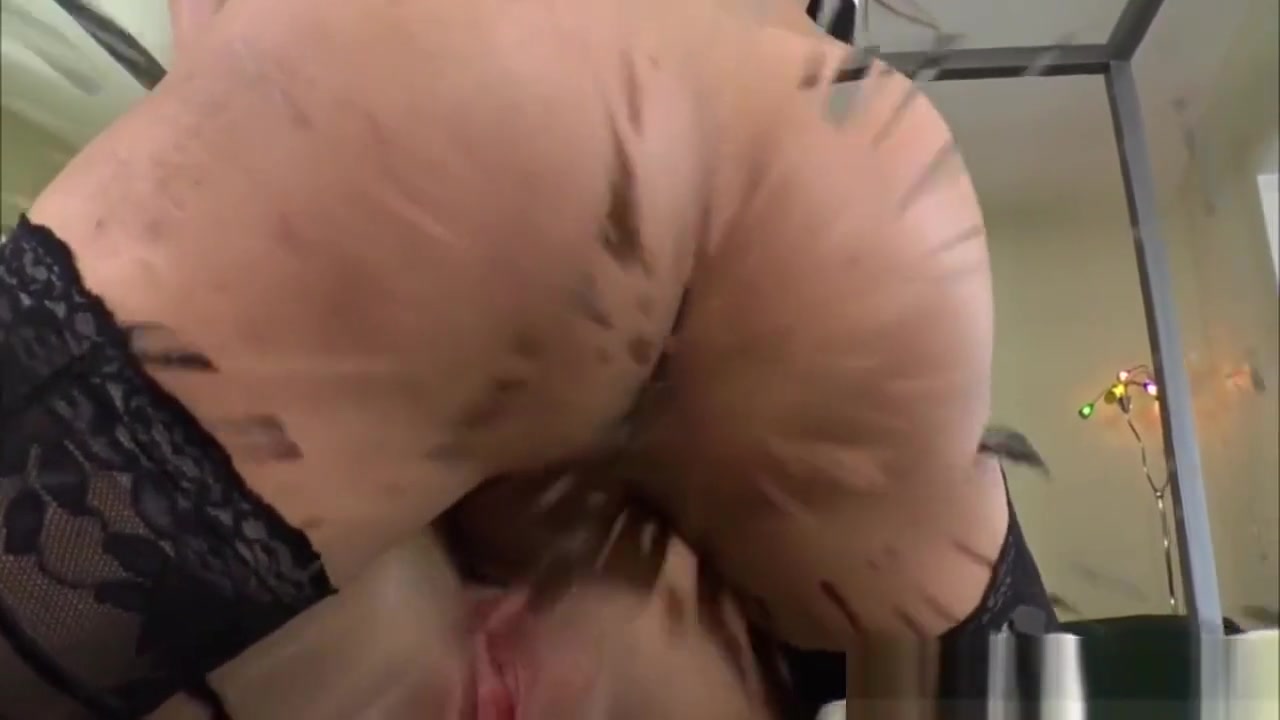 Shemale Asian Domina