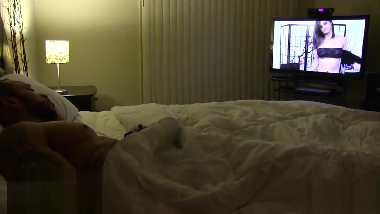 Bigtitted tgirl assfucked before facial
