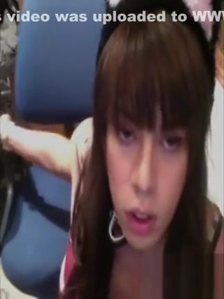 Playful lady-man Kitty Jerks On A Floor