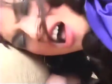 TS whore receives rimming