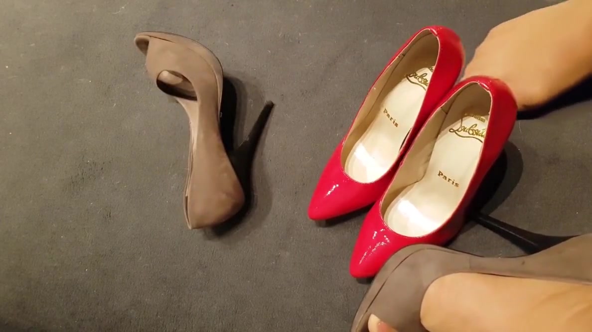 Unpacking the heels of cumonheels81's wife