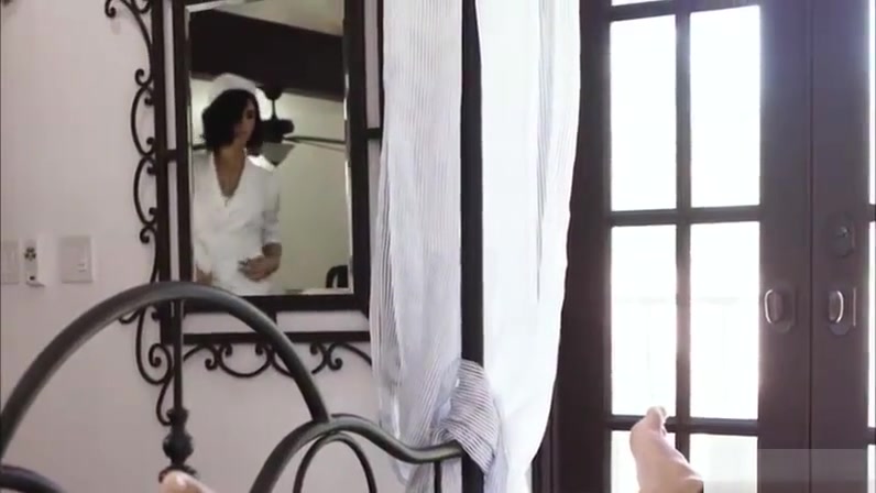 TS Domino Presley make dudes big hard cock feels better