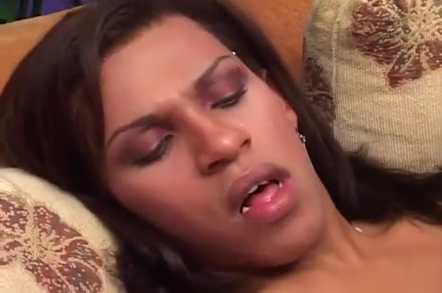black tgirl bandfucks A Whellote man!