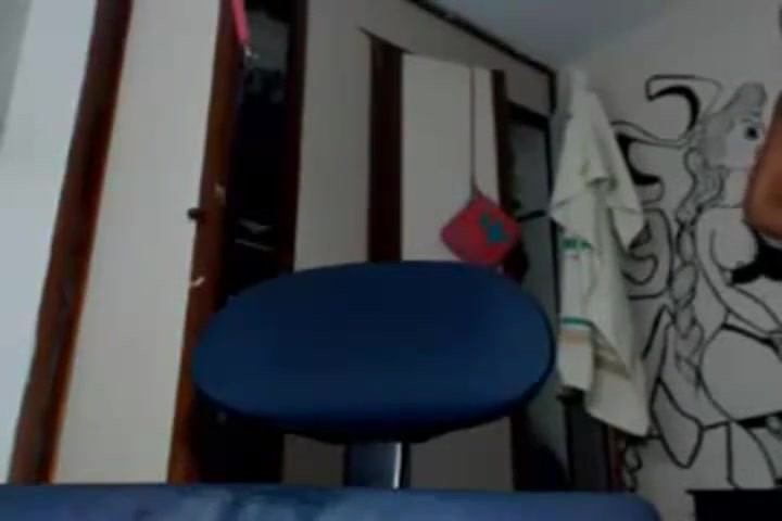 TS solo cumshot