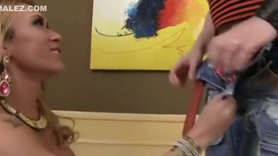 Brazilian T-gal gets A dong juicepie.