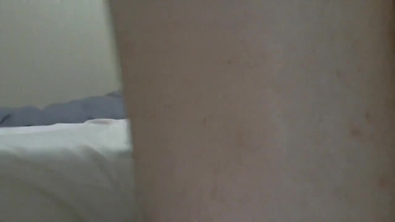 Tranny Cam Slave Cums on Fishnet Socks SEXY PIX_PROFILE