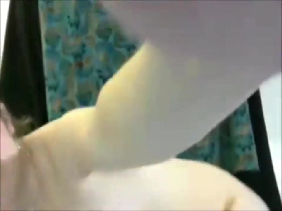 Shemale Cutie Pleasuring Her Anus With A Dildo