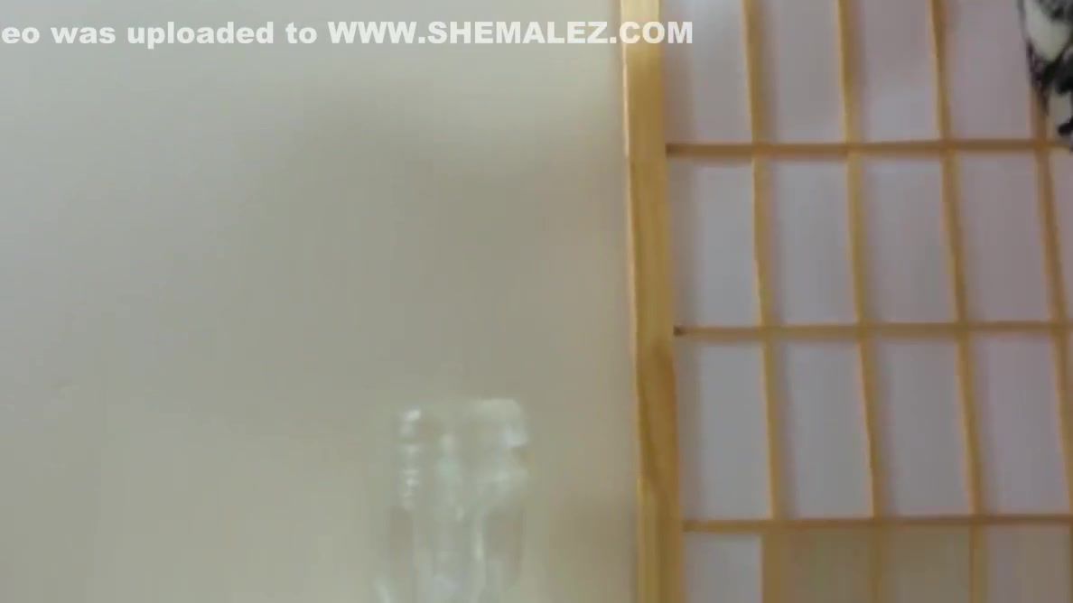 Smalltits trap masturbates with kinky sextoy