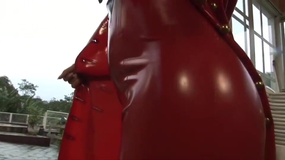 Karol Alves Has A juicy priceless handjob!