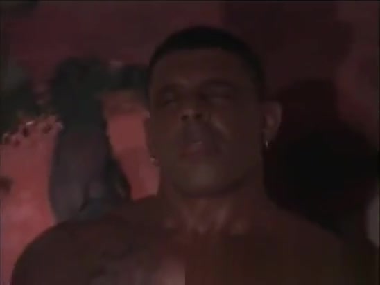 clip DE SEXO ALEXANDRE FROTA COM TRAVESTI BIAN