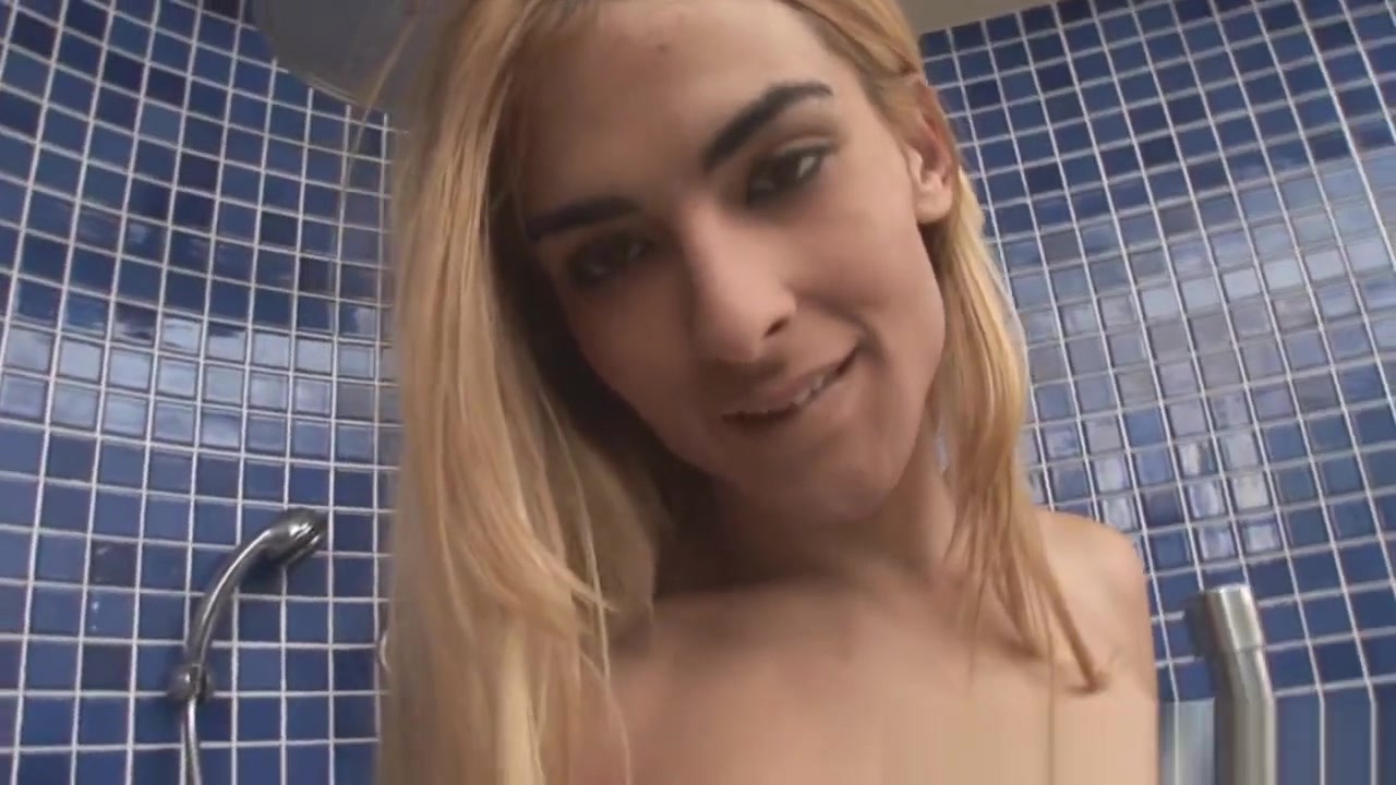 Heres A Latin blond Masturbating