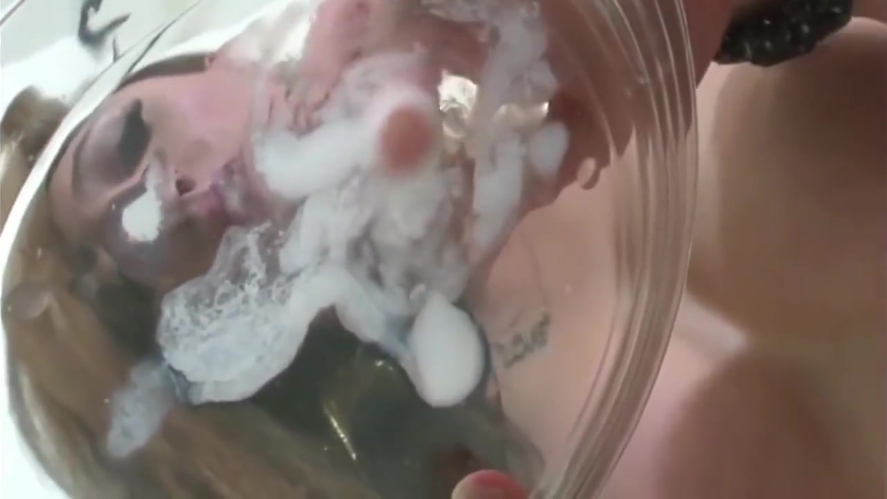 Venus Lux - Cum on a Plate