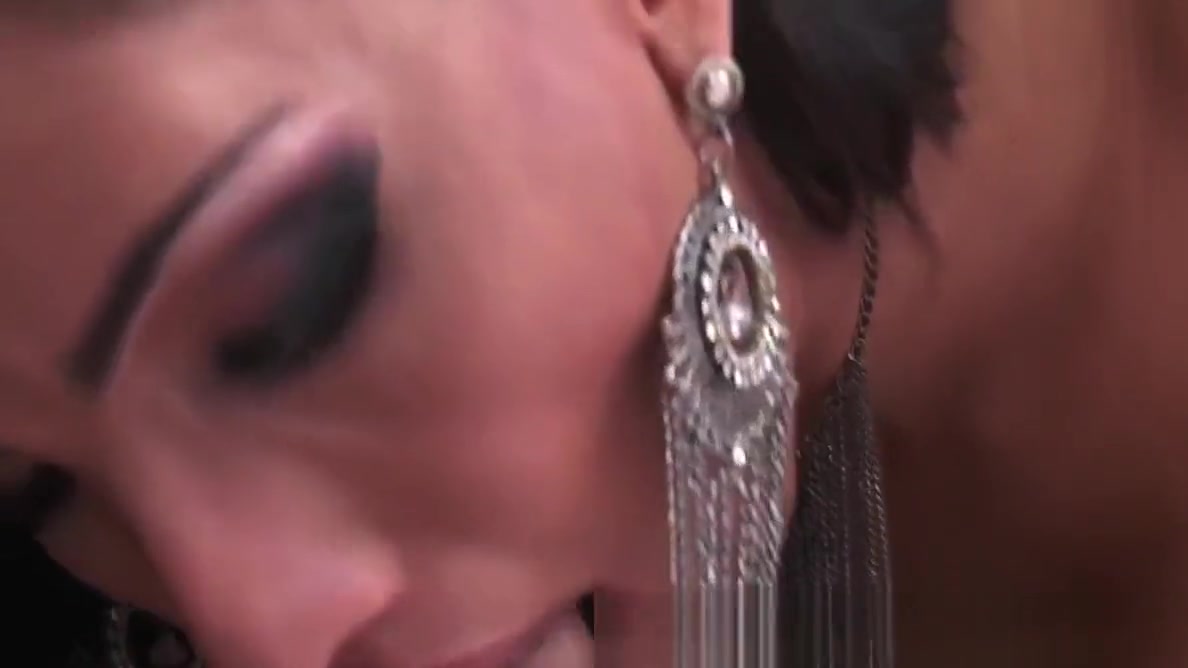 Breasty Latin Ts Jhoany Wilker Gets Assfucked