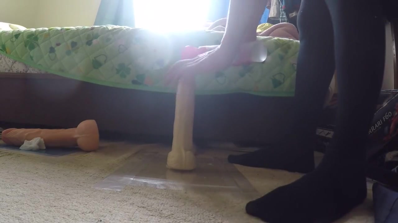 20160228, 45mm huge dildo fucking asshole 1