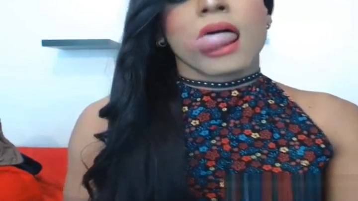 sucking Her t-girl guy yummy deep