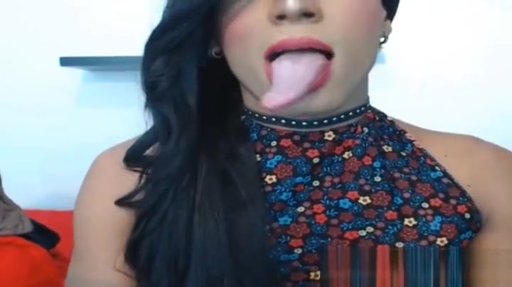 sucking Her t-girl guy yummy deep