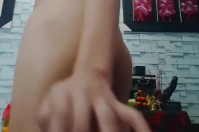 lustful shemale Masturbates And bangs Her wazoo