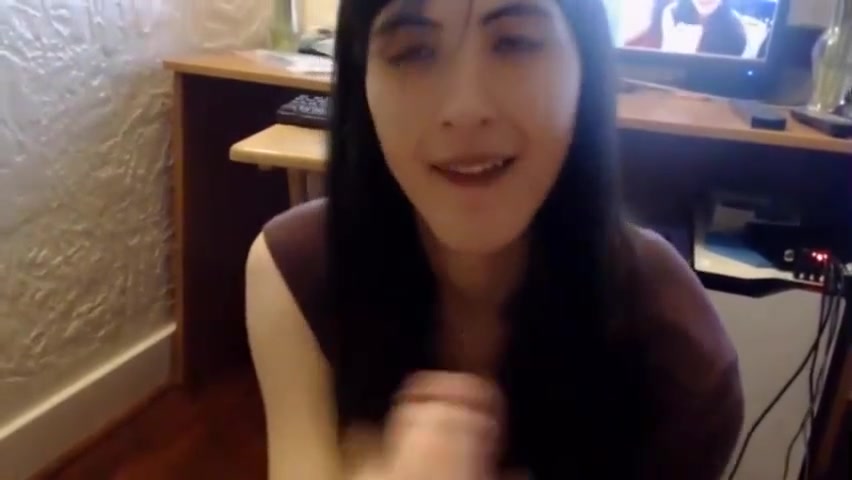 2 ladyboys cook jerking