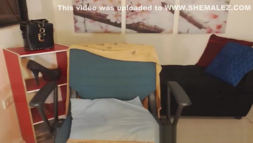 busty lady-man In Her Steamy weenie Masturbation