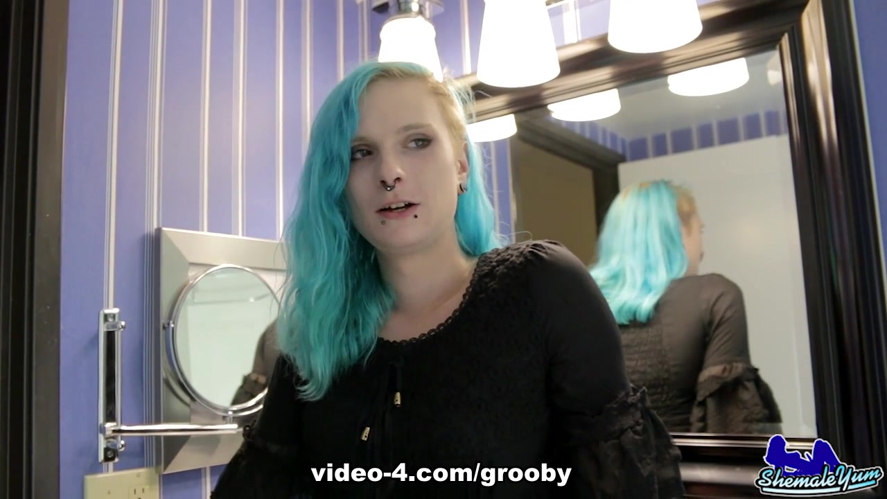 Kinky Amber Chaos - GroobyGirls