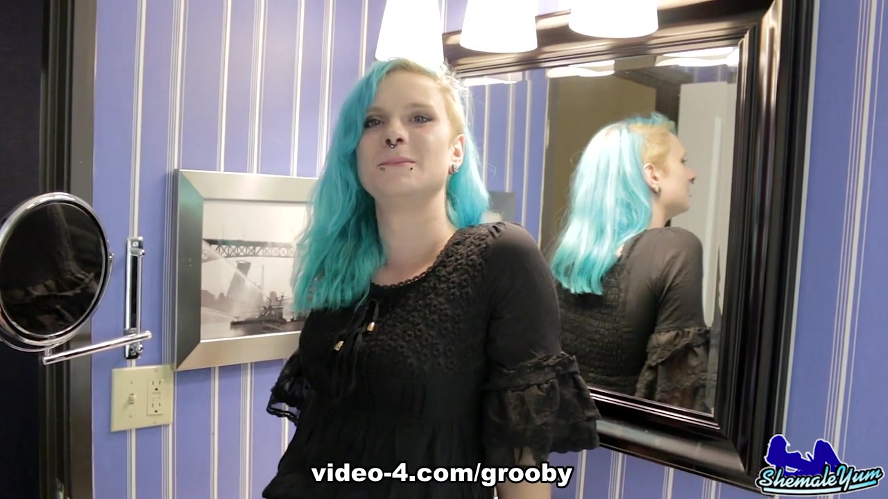 Kinky Amber Chaos - GroobyGirls