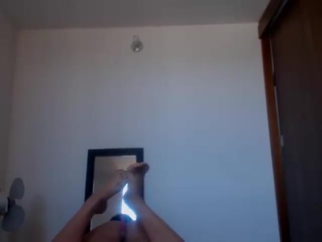 ravishing ladyman Plays With Her Feet And dong