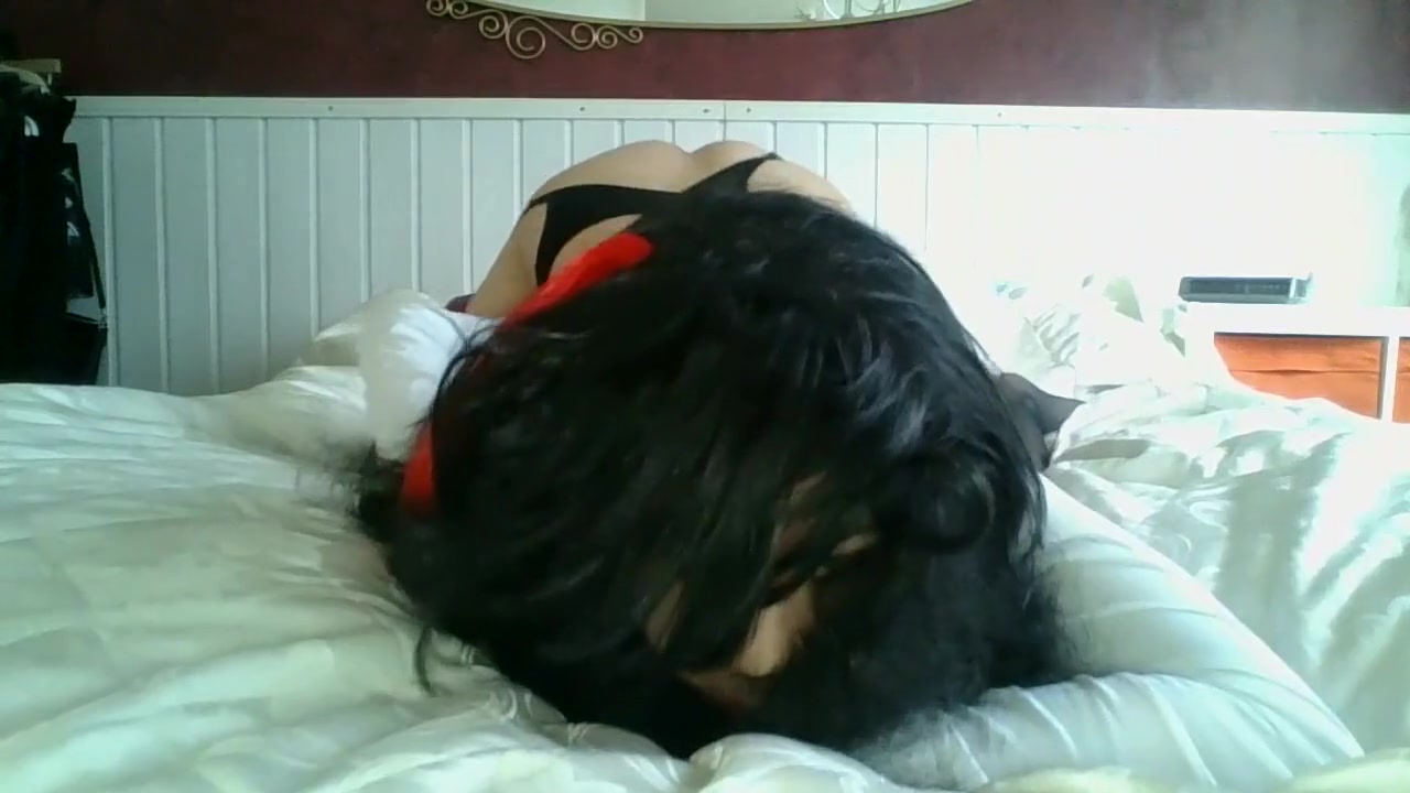 Crossdresser cam