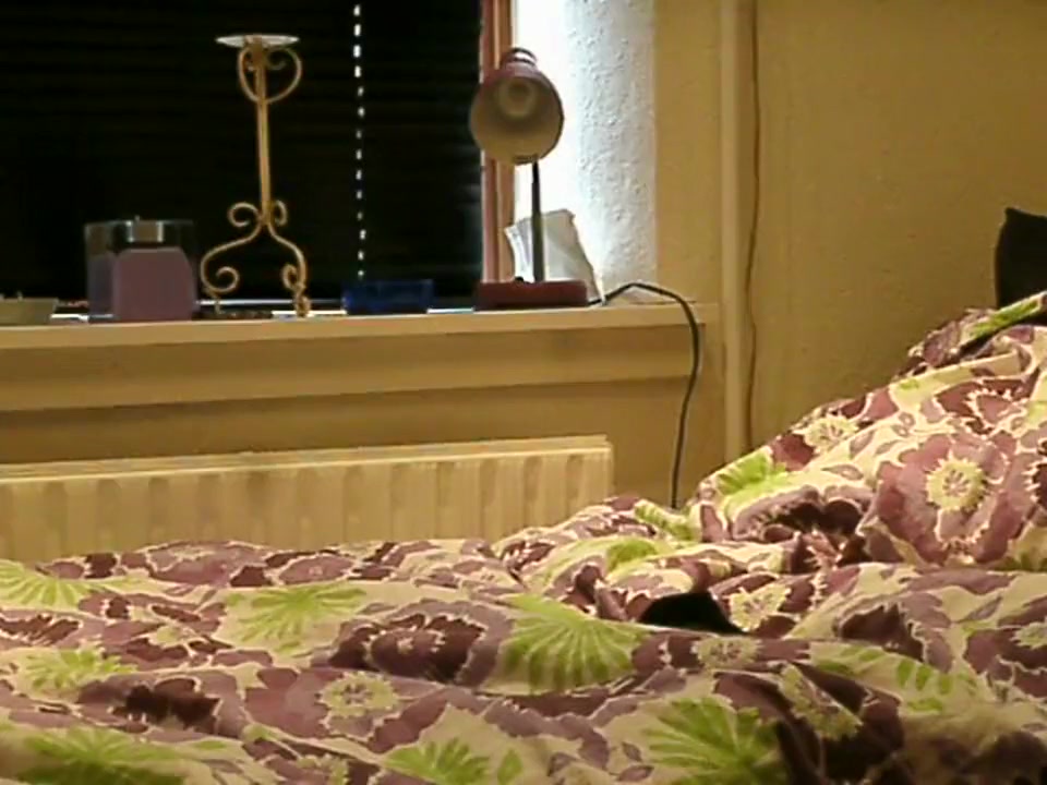 Hot anal toing for horny crossdresser