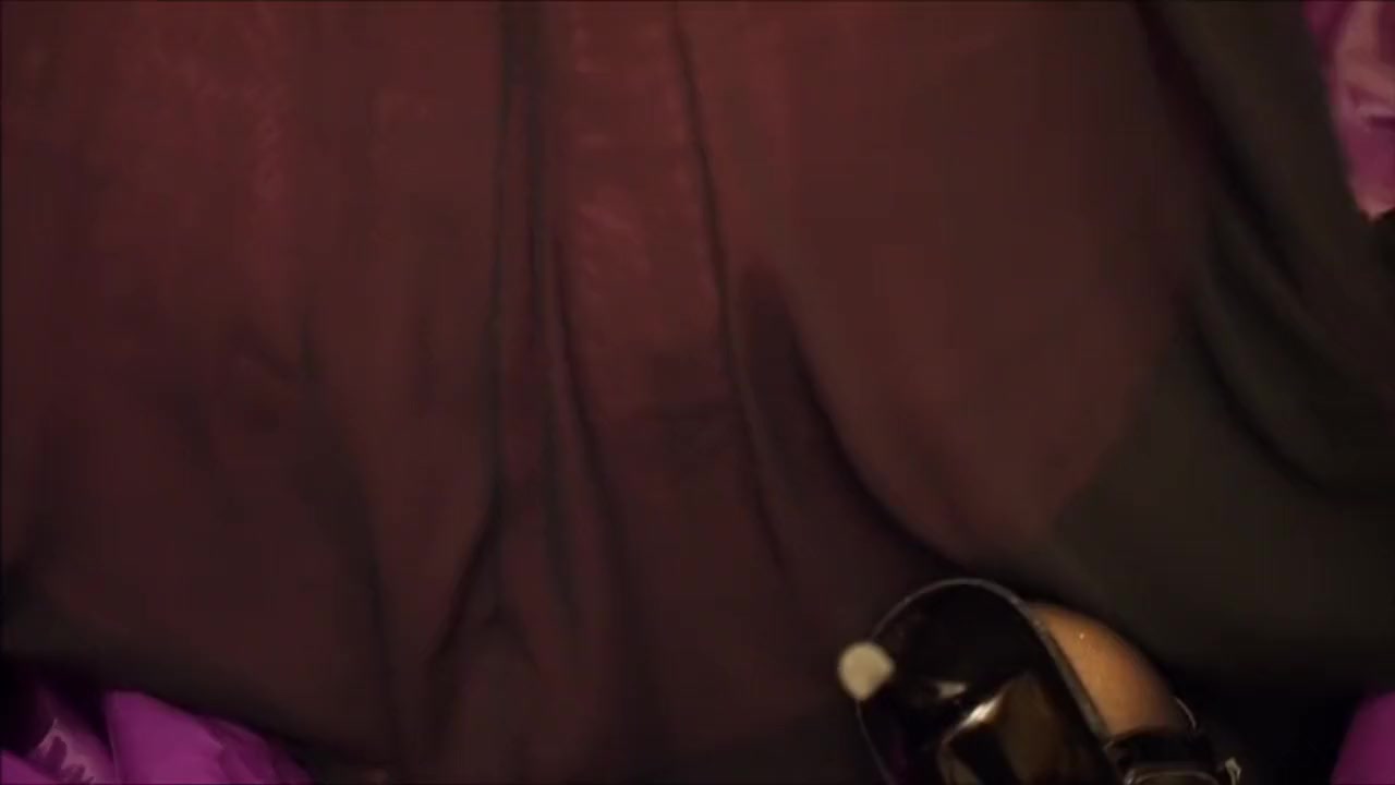 Crossdress dildoing