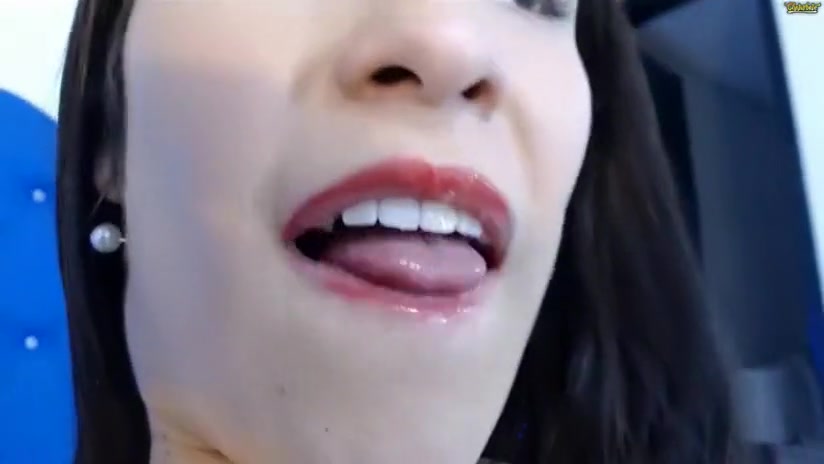 Cute teen 18+ TS latina squirts out her cum in blue room
