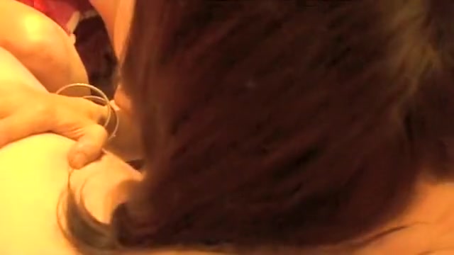Bareback orgy with 2 sluts