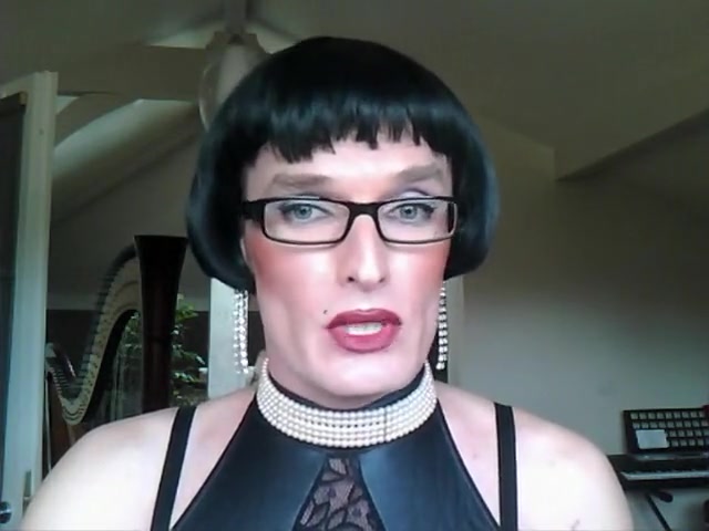 Brunette cross