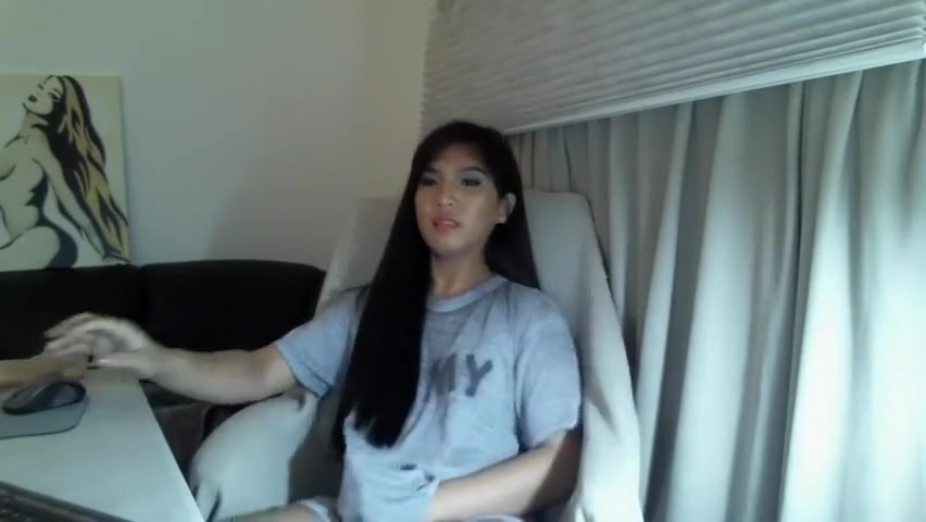 Sexy teen 18+ Cassie explodes with cum