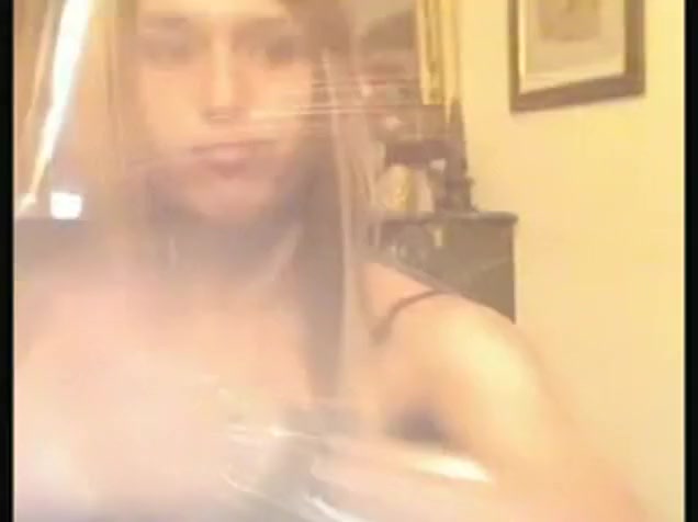 At Home With Cute Tranny