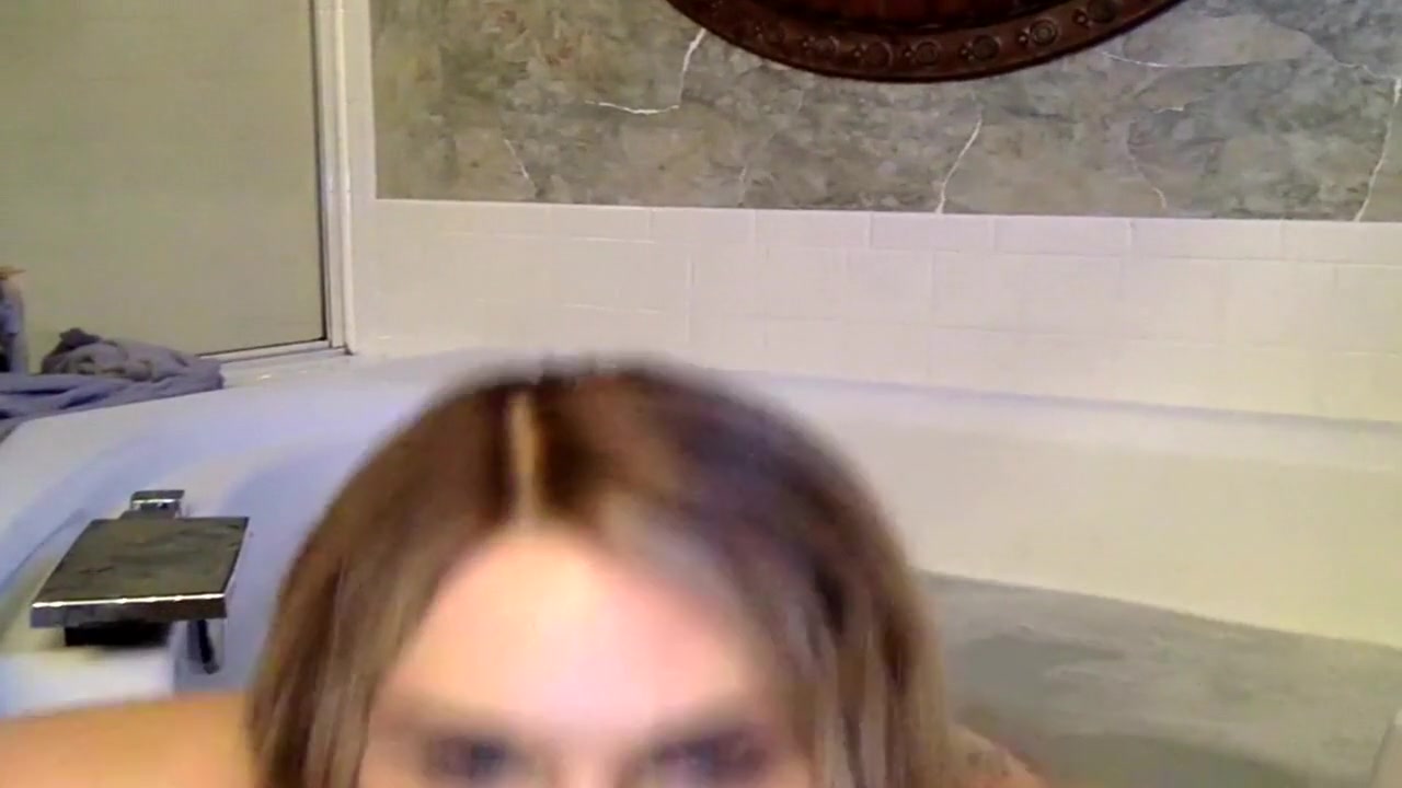 Cute teen 18+ Shemale