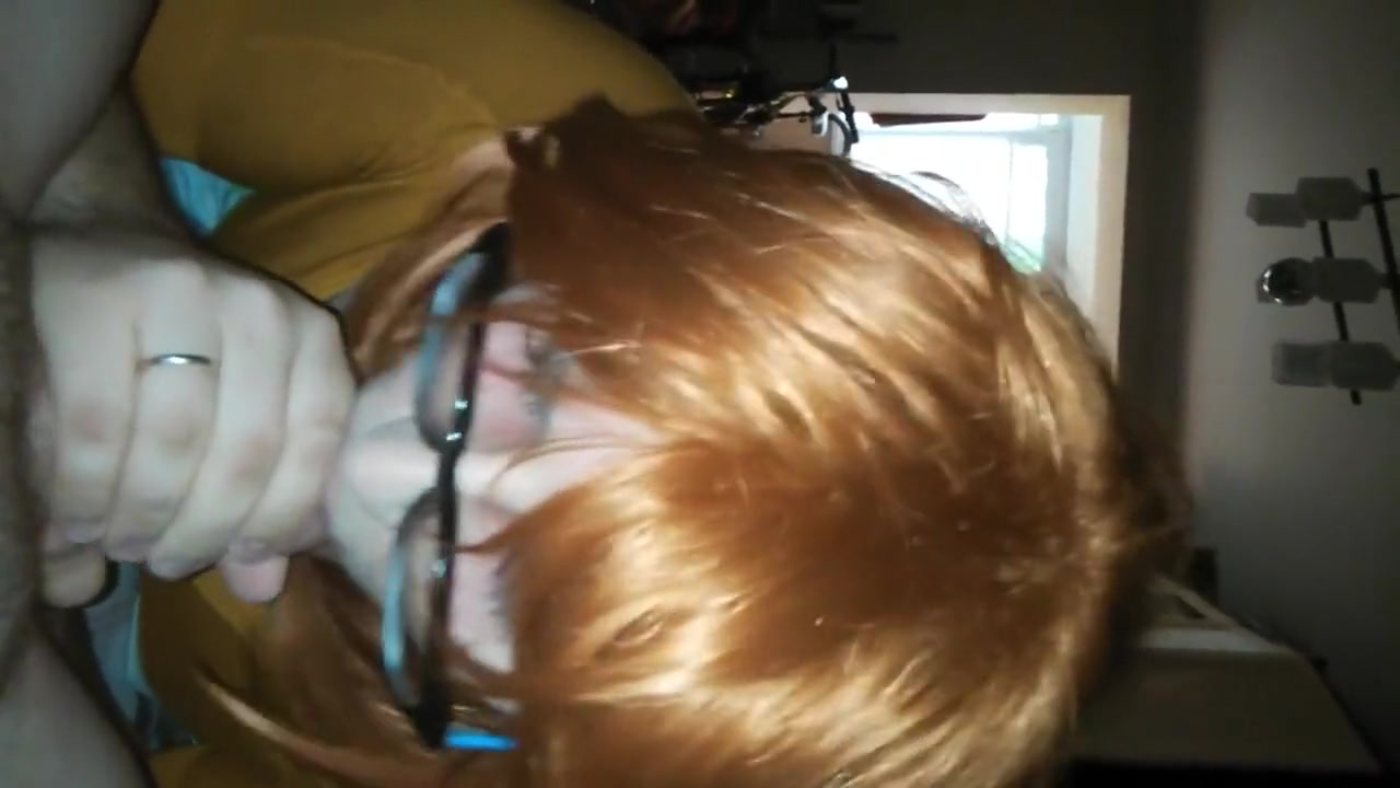 Redhead sicking cock