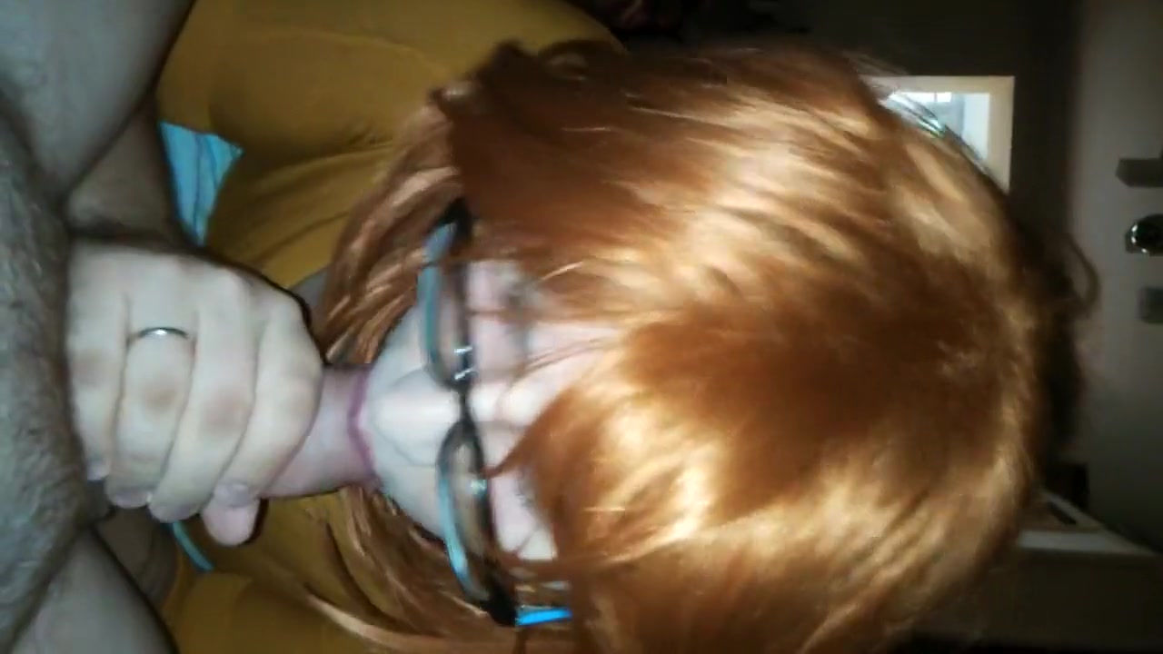 Redhead sicking cock