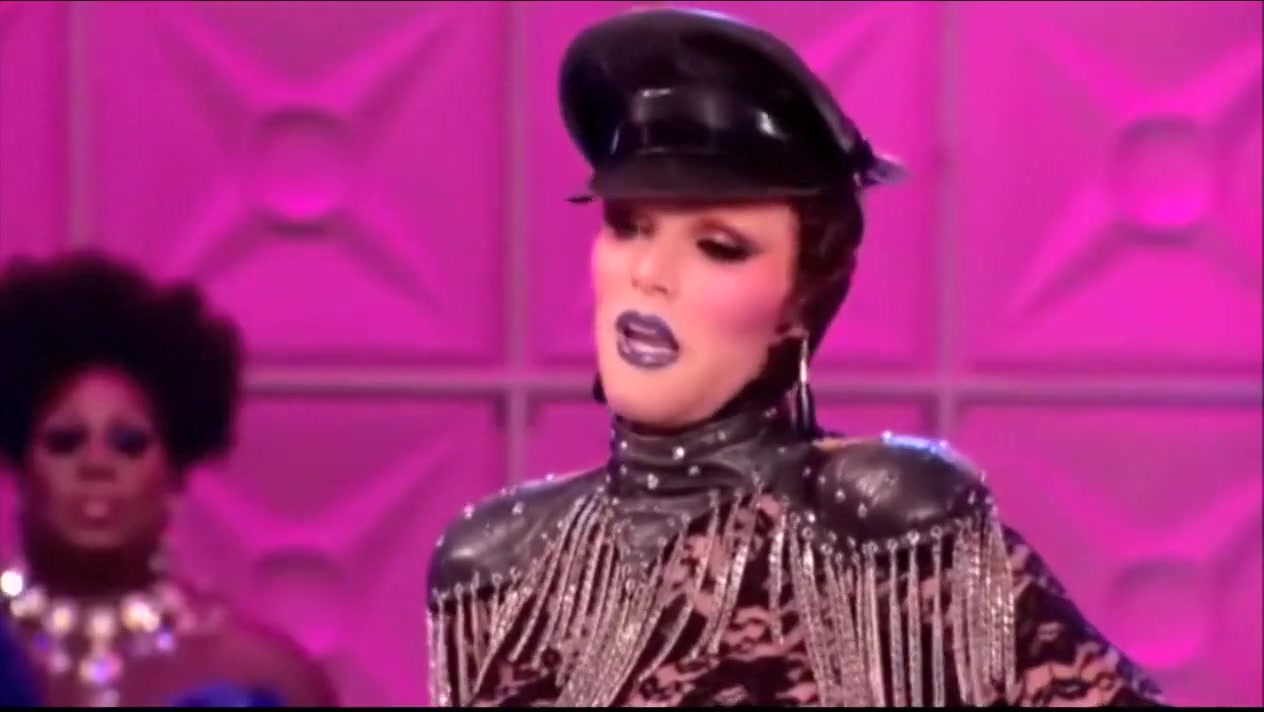 Willam Belli Teaches Tucking and a Compilation