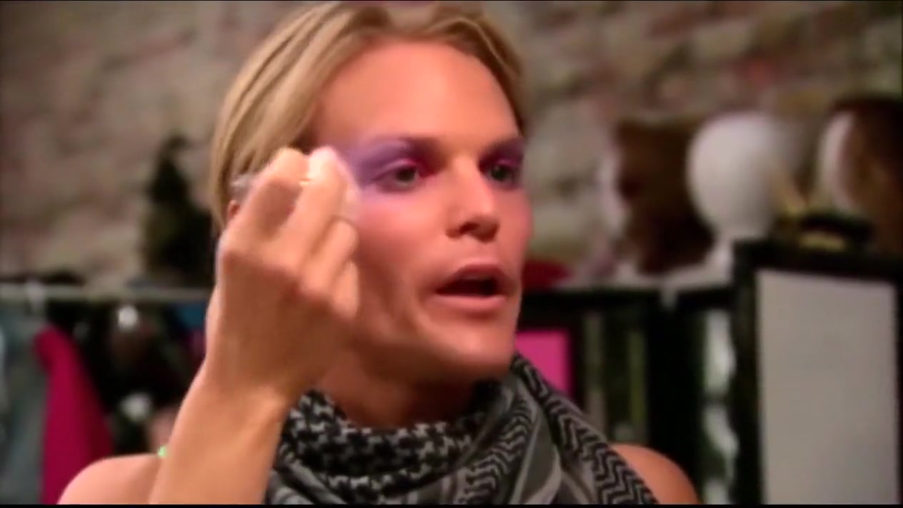 Willam Belli Teaches Tucking and a Compilation