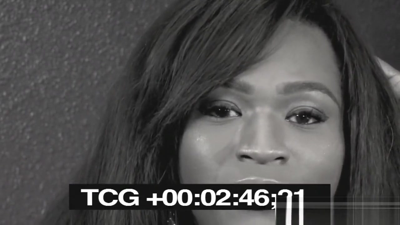 Ebony tranny bangs ass