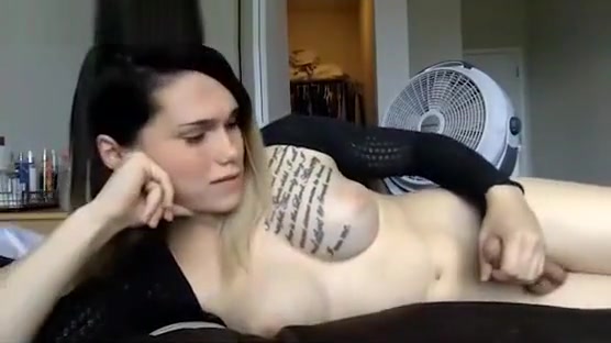 Tattoed amateur Shemal With wonderful tits Masturbat