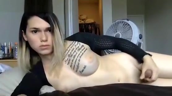 Tattoed amateur Shemal With wonderful tits Masturbat