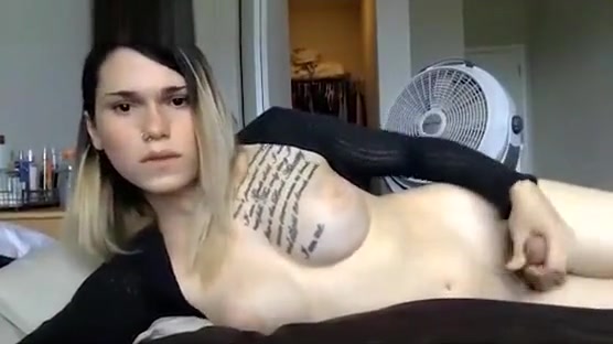 Tattoed amateur Shemal With wonderful tits Masturbat