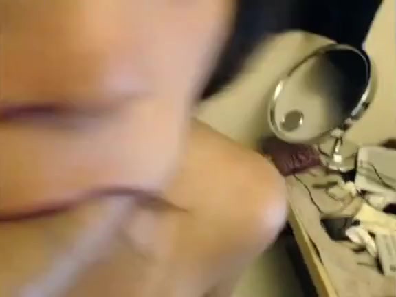 Amateur teen 18+ shemale wanking for pleasure