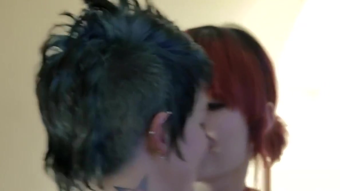 Alt les tgirl straponfucked by redhead babe