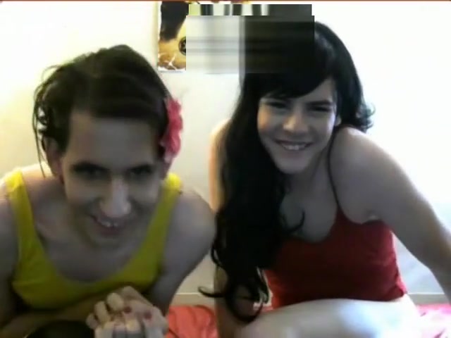 Webcam teen 18+ feminine girl fucks feminine boy (Becca and Sam)