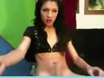 Very hot amateur tranny