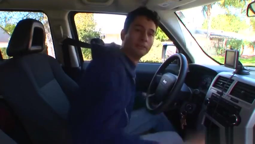 Hot shemale flip flop with cumshot