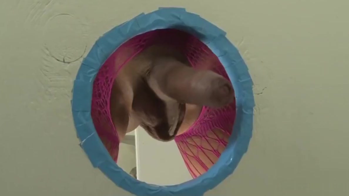 Gloryhole Fun with TS Jessica Foxx