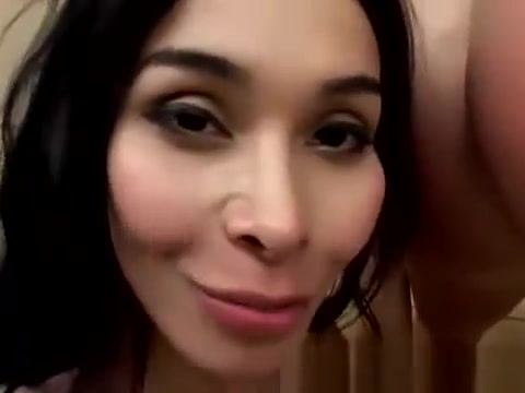 shemale superstar vanity messy facial